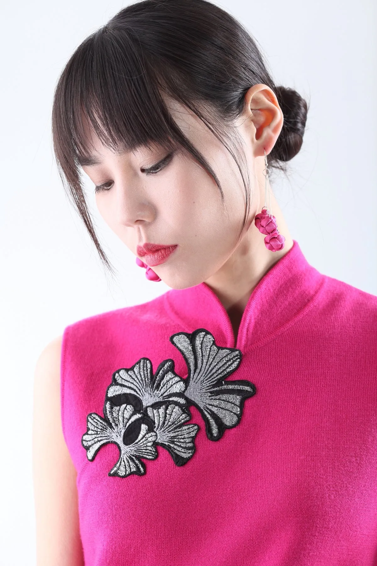 Fuchsia Ginkgo Leaf Embroidery Knit Qipao